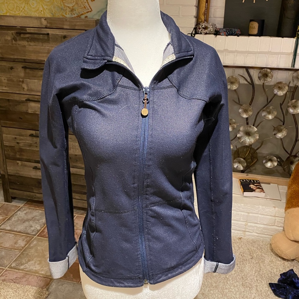 Lululemon zip up jacket